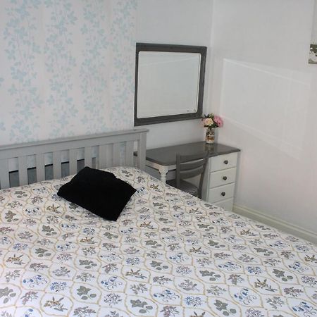 U-Din Homes Уэймут Экстерьер фото