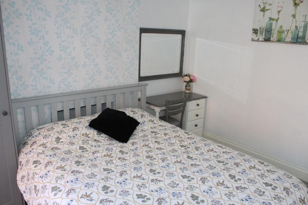 U-Din Homes Уэймут Экстерьер фото